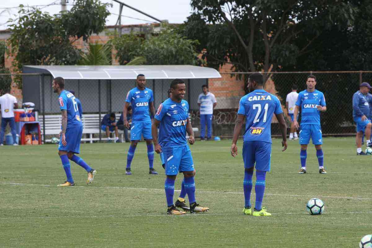 Imagens do treino do Cruzeiro na manh desta quarta-feira, 2 de agosto, na Toca da Raposa II