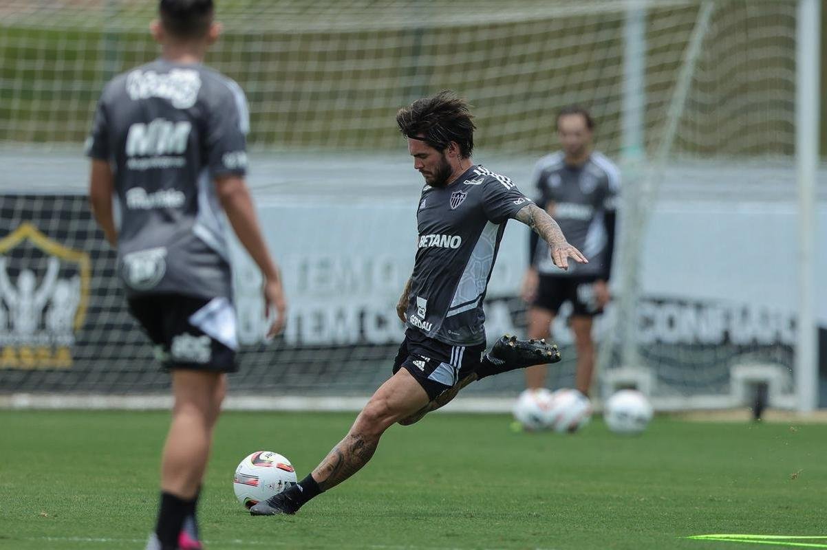 Atltico teve um dia de folga aps o empate com o Cruzeiro no clssico. Elenco de Coudet retomou atividades na Cidade do Galo na tarde desta quarta-feira (15/2).