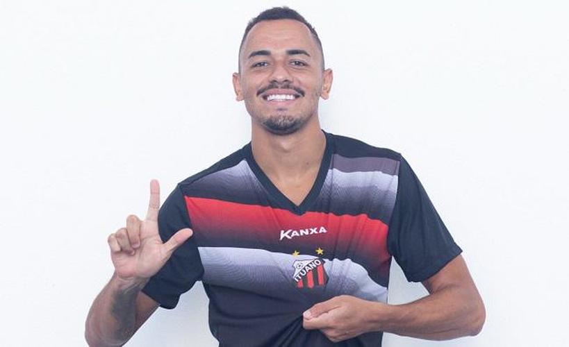 Papagaio, atacante (Ituano)