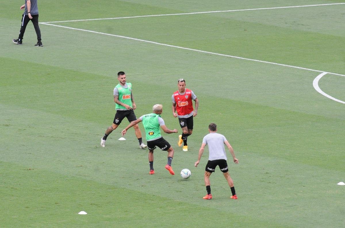 Imagens do jogo entre Atltico e Coritiba, pela 27 rodada da Srie A do Campeonato Brasileiro, no Mineiro