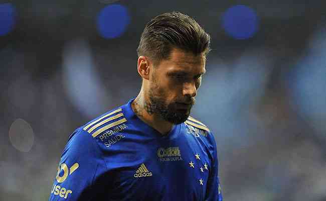 After ending his career at Cruzeiro, Rafael Sobis took the club to court