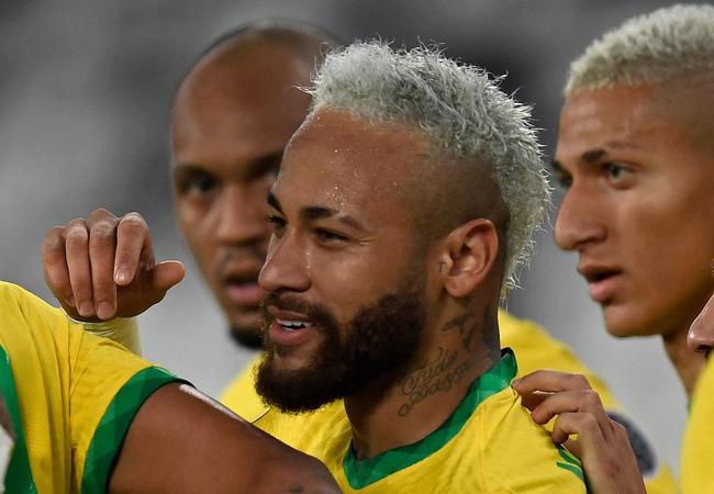 Brasil e Peru se enfrentaram pela segunda rodada do Grupo B da Copa Amrica