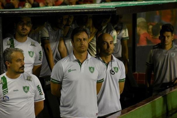 Fotos do duelo entre Sport e Amrica, disputado na Ilha do Retiro, no Recife, pela 23 rodada da Srie B do Brasileiro