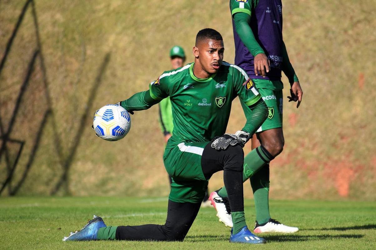 Robson (goleiro): contrato at 30/06/2024