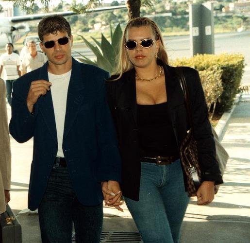 Túlio Maravilha (1999) - se com a camisa do Botafogo o atacante se tornou um dos principais goleadores do Brasil, defendendo o Cruzeiro ele foi uma decepção absoluta. Contratado pela Raposa em julho de 1999, Túlio durou apenas sete jogos em Belo Horizonte. Sua última partida aconteceu em julho, cerca de um mês e meio depois da estreia. O atacante balançou a rede em quatro oportunidades.