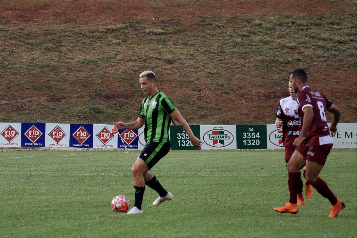Equipes se enfrentaram pela quinta rodada do Campeonato Mineiro