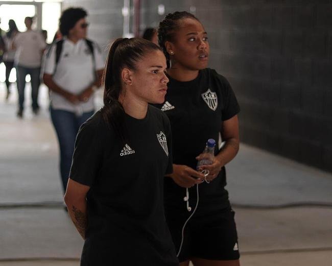 Jogadoras do Atltico visitam Arena MRV, que tem 92% das obras concludas 