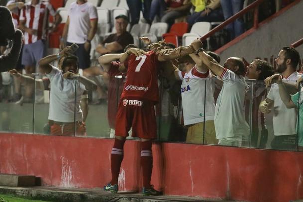 Partida entre Juventude e Náutico pela semifinal da Série C