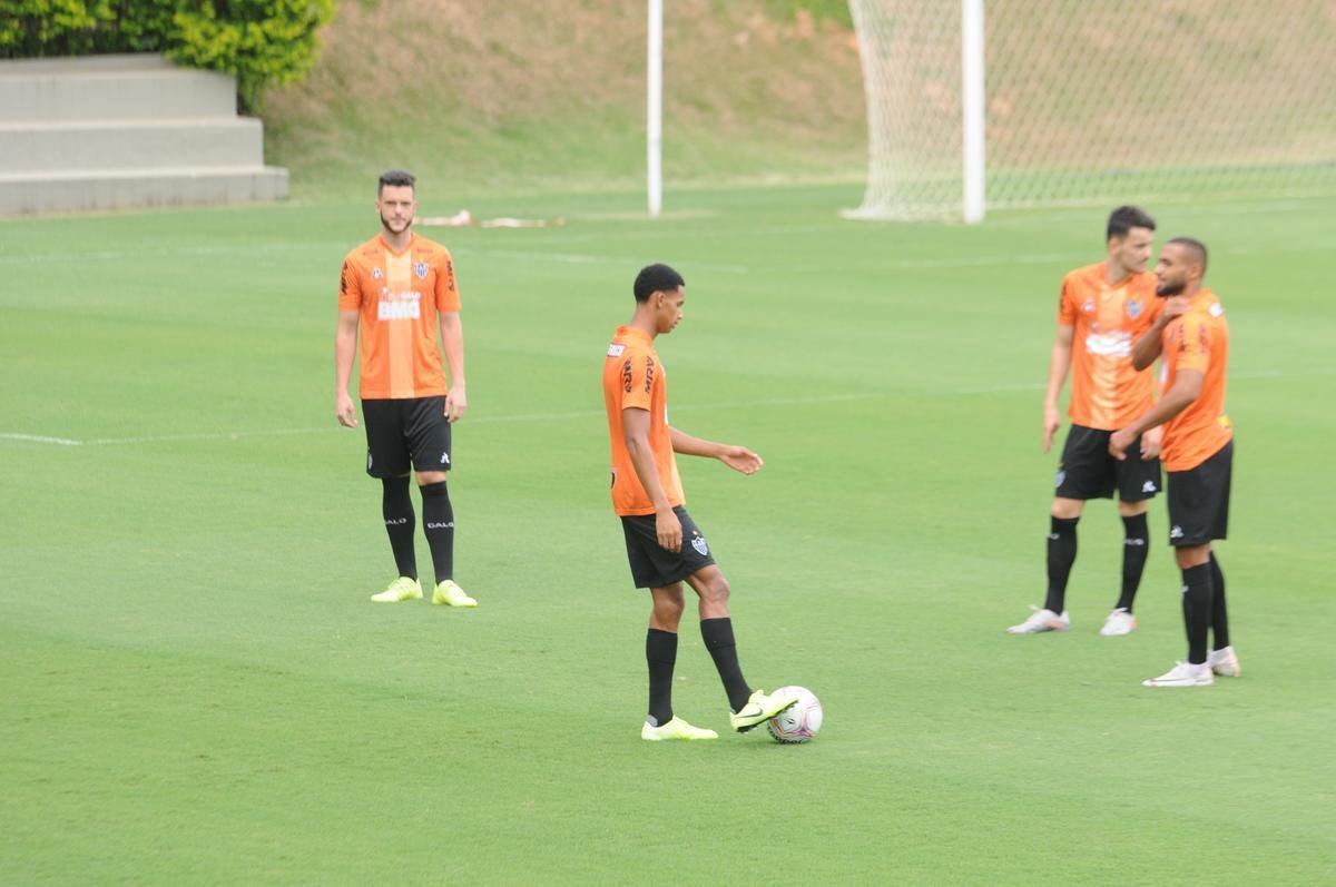 Fotos do Atltico nesta quinta-feira, na Cidade do Galo