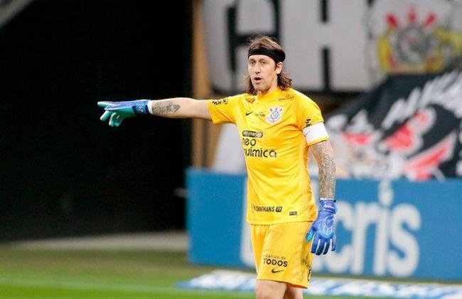 Cássio, do Corinthians, foi o 6º goleiro com mais minutos em campo em 2021: 6196. Ele participou de 69 jogos.