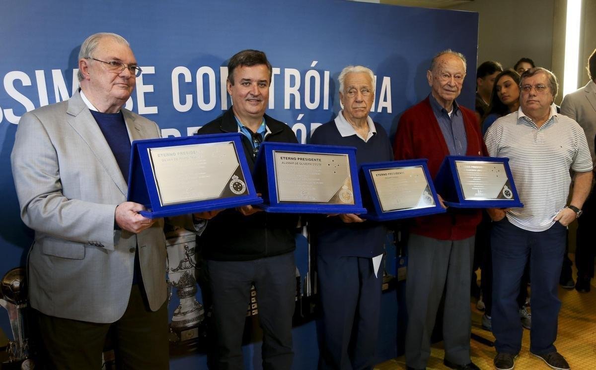 Jogo Trplice Coroa x dolos Eternos, no Mineiro