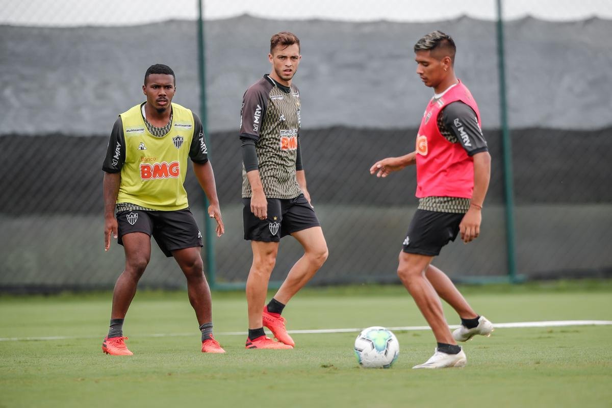 Fotos do treino do Atltico nesta quinta-feira