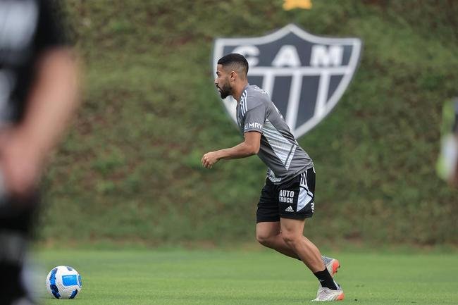 Ainda sem Arana, Atltico teve treino na Cidade do Galo, nesta segunda-feira (8), para o confronto com o Palmeiras pela Copa Libertadores.