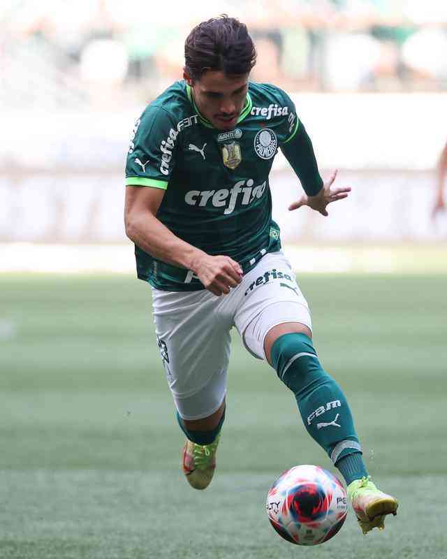 Raphael Veiga (meia, 27 anos, Palmeiras) - Valor de mercado passou de 10 para 12 milhes de euros