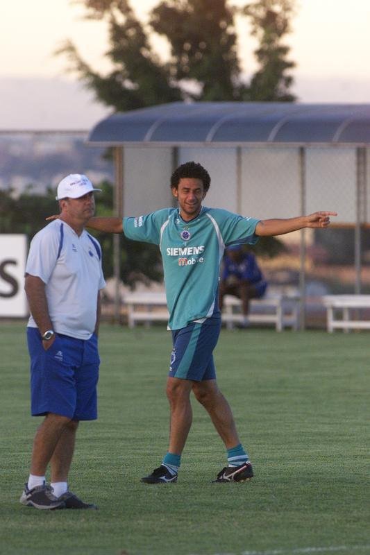O dia a dia de Fred na Toca da Raposa II entre julho de 2004 e agosto de 2005