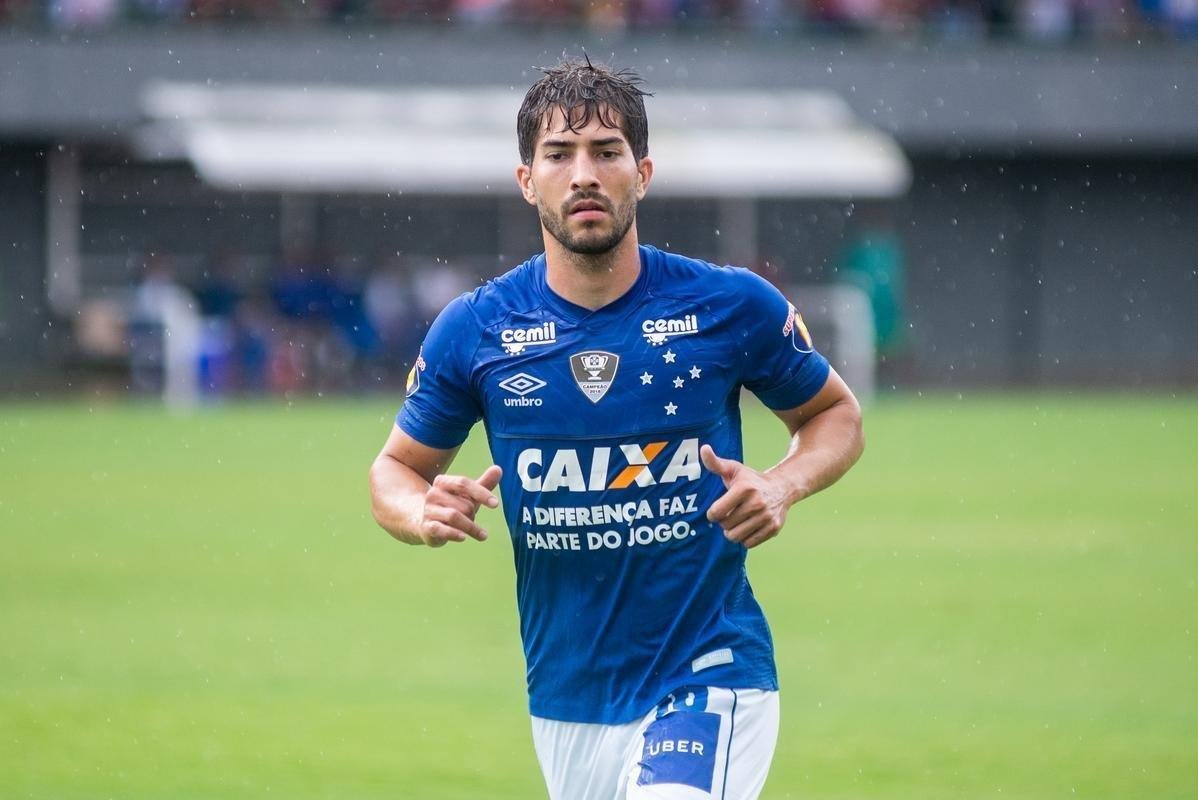Lucas Silva comeou a temporada na reserva, ganhou a vaga de Ariel Cabral no meio da temporada, mas acabou voltando para a reserva aps a eliminao do clube na Copa Libertadores. Conseguiu reencontrar o bom futebol em 2018, apesar da queda de produo na reta final. Ao todo, foram 46 jogos, um gol e duas assistncias. 