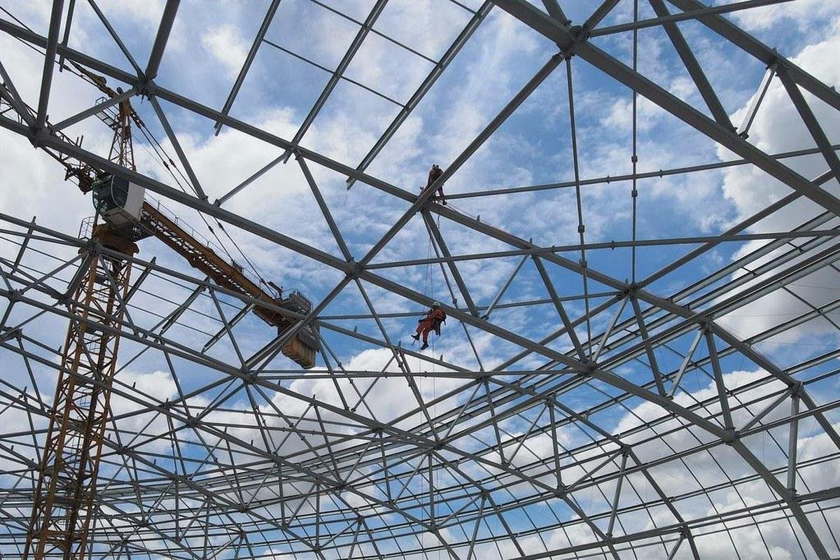 Estdio do Atltico est com 49% das obras concludas, as arquibancadas superiores foram finalizadas e o trabalho atualmente est focado nas instalaes internas, alvenaria e montagem da cobertura e estruturas.