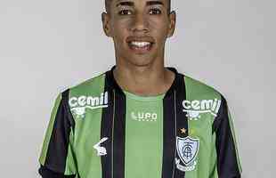 Matheusinho (meia-atacante) -  contrato at o fim de 2021