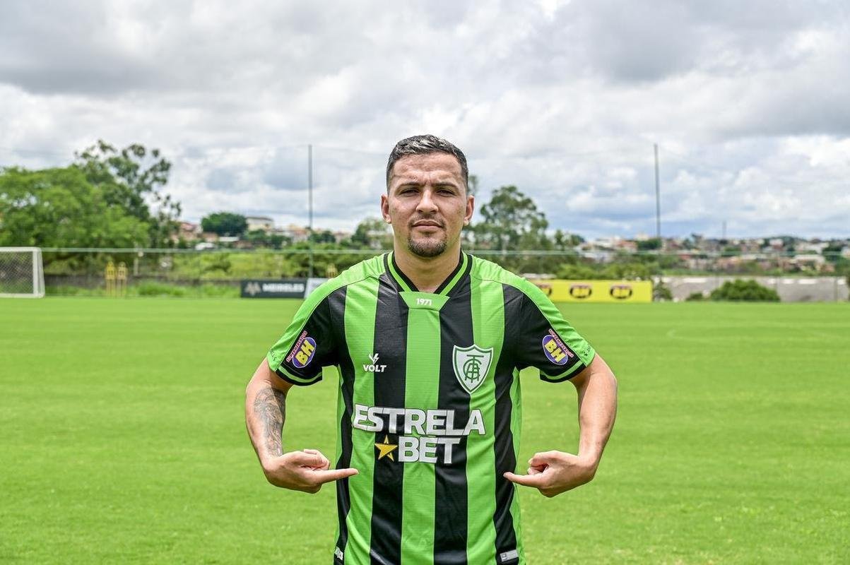 Dad Belmonte foi apresentado pelo Amrica neste sbado (7/1), no Lanna Drumond, e concedeu entrevista coletiva