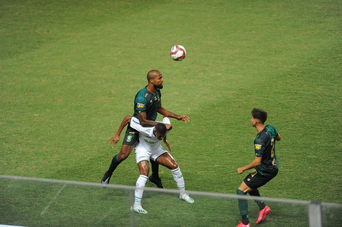 Fotos da vitria da Caldense sobre o Amrica, por 1 a 0, no Independncia, em Belo Horizonte, pela quarta rodada do Campeonato Mineiro de 2021. Atacante Amarildo marcou o nico gol da partida,