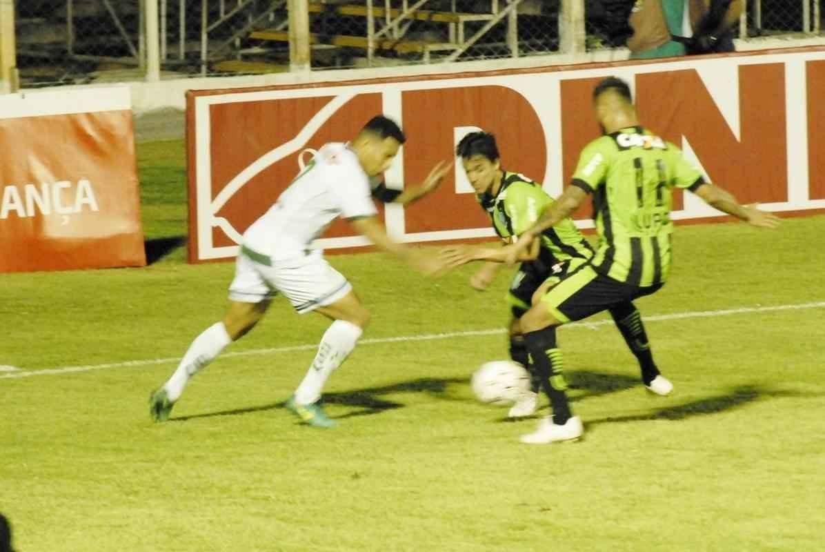 Amrica goleou Luverdense no Passo das Emas com gols de Renan Oliveira, Luan e Neto Moura