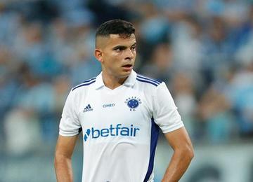 Atacante ex-São Paulo, Bruno Rodrigues brilha na Raposa e lidera estatísticas ofensivas do time na temporada de 2023