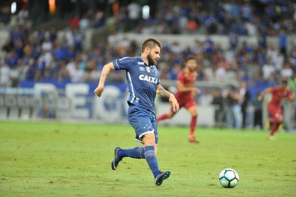 Cruzeiro vira diante do Fluminense no Mineiro e se mantm no G5 do Brasileiro