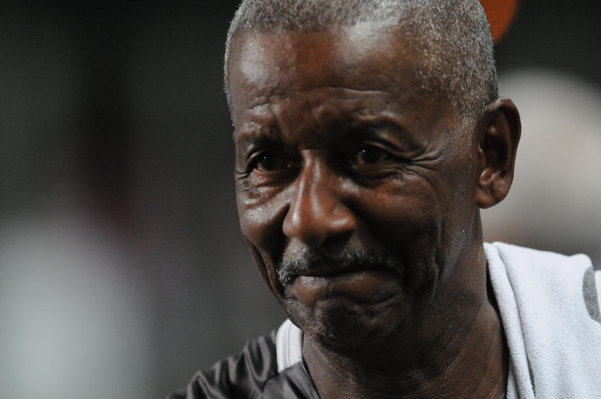 Fotos de Amrica x Tupynambs, no Independncia, pela nona rodada do Campeonato Mineiro