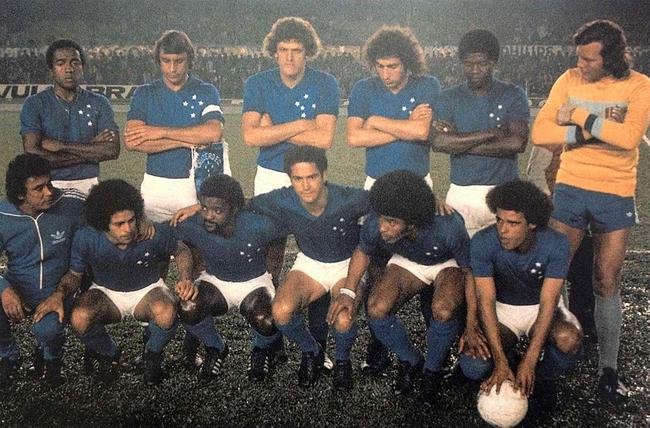 O primeiro ttulo internacional do Cruzeiro foi a Copa Libertadores de 1976. Raposa superou o River Plate na deciso