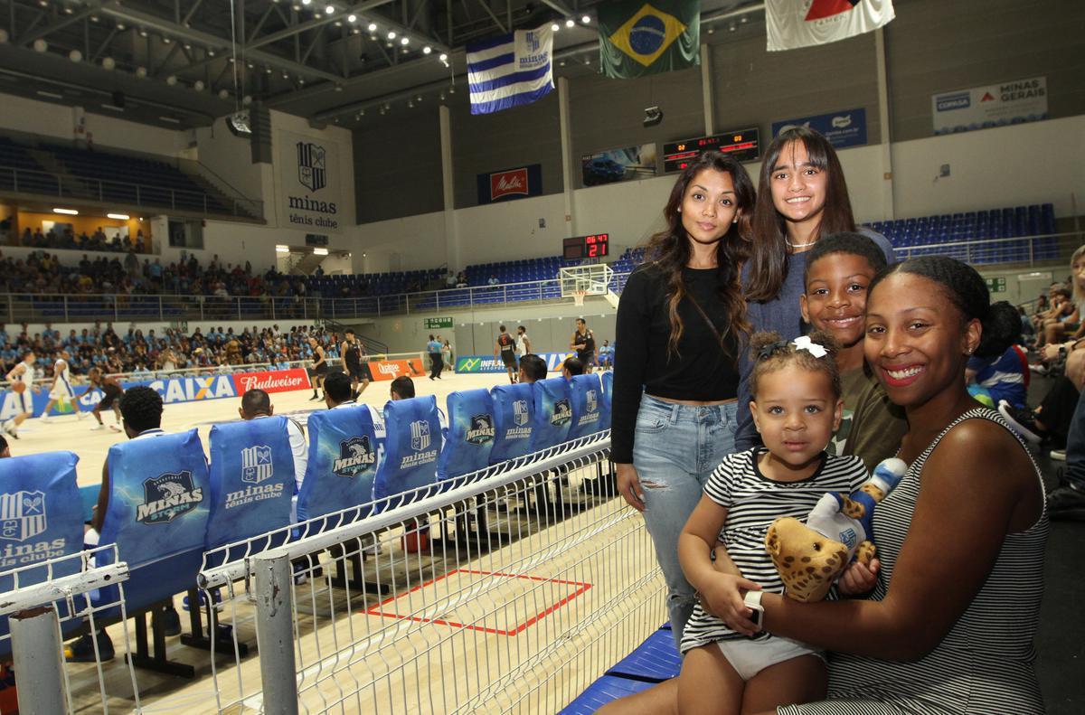 Mesmo sem contar Leandrinho, cestinha do NBB, o Minas venceu o Braslia em Belo Horizonte