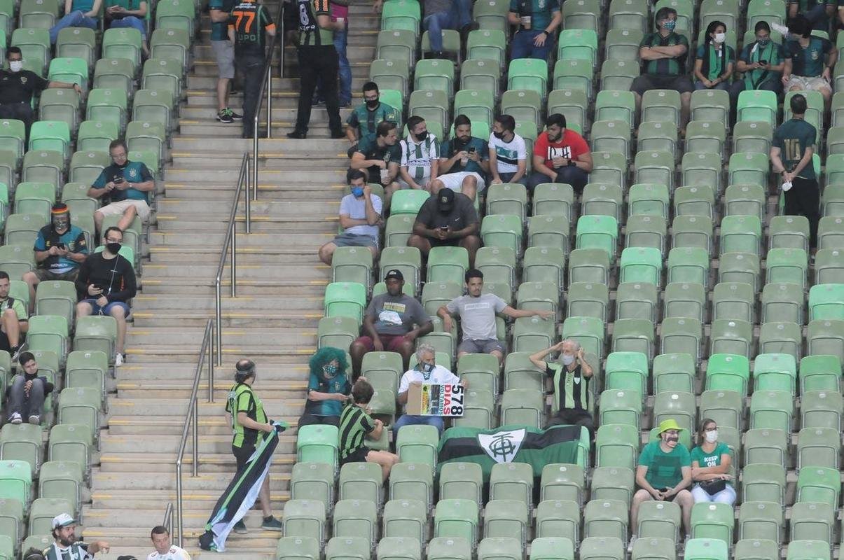 Jogo com o Palmeiras, pela 24 rodada do Campeonato Brasileiro, marcou o retorno do torcedor do Coelho ao Independncia ainda em meio  pandemia da COVID-19 (Juarez Rodrigues/EM/D.A Press)