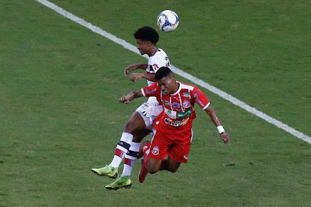 Tricolor do Arruda enfrenta Cavalo de Aço, na Arena de Pernambuco, em partida válida pela 15ª rodada da Série C