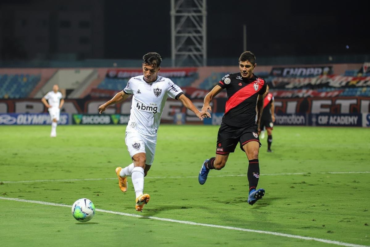 Atltico venceu Atltico-GO de virada, por 4 a 3, com gols de Keno (3) e Nathan; Com resultado, Galo assumiu liderana do Campeonato Brasileiro, com 21 pontos
