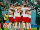 Polnia segura presso da Arbia Saudita, vence e lidera grupo na Copa