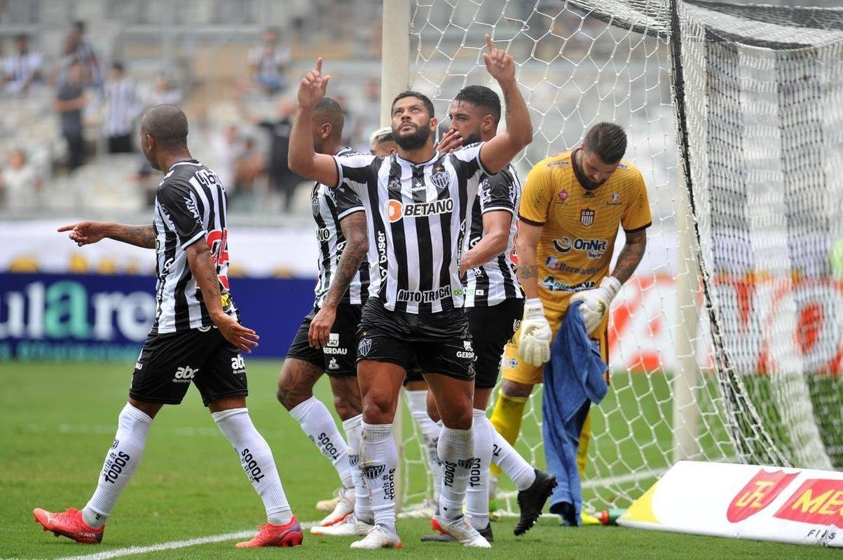 Fotos do jogo entre Atltico e Patrocinense, pelo Campeonato Mineiro