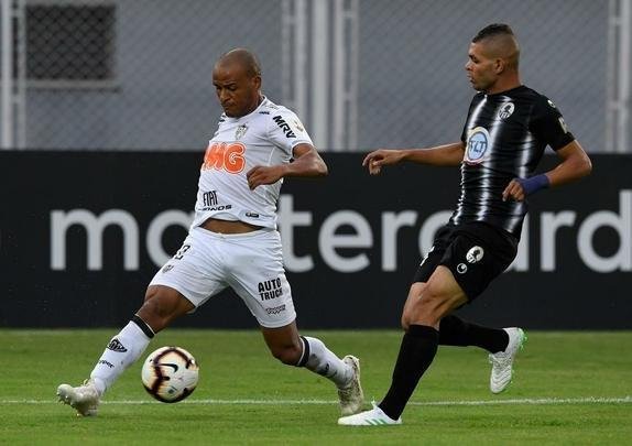 Atltico abriu 2 a 0 sobre o Zamora no primeiro tempo, com dois gols de Alerrandro