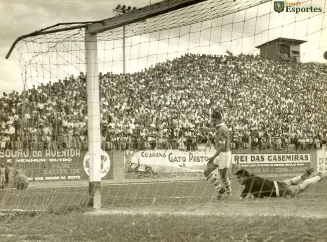 Rivalidade entre Cruzeiro e Atltico cresceu a partir nos anos 1940