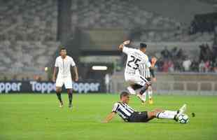 Atltico e Corinthians se enfrentaram, no Mineiro, pela 18 rodada do Campeonato Brasileiro