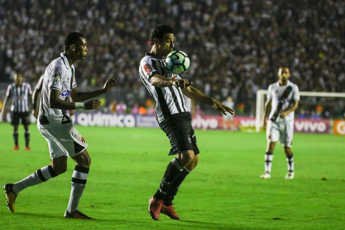 Atltico conquistou um ponto em duelo direto contra o Vasco por vaga na Copa Libertadores 