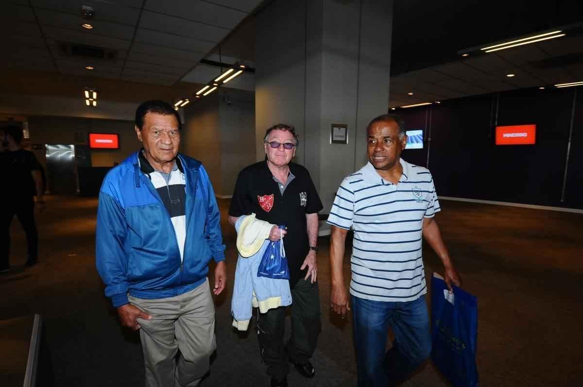 Neco, Natal e Evaldo em visita ao Mineiro promovida pelo Superesportes