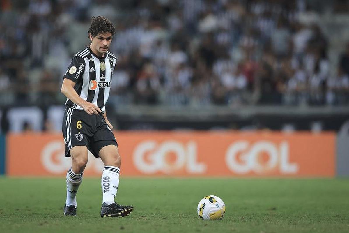 Lateral-esquerdo Dod pelo Atltico, em 2022
