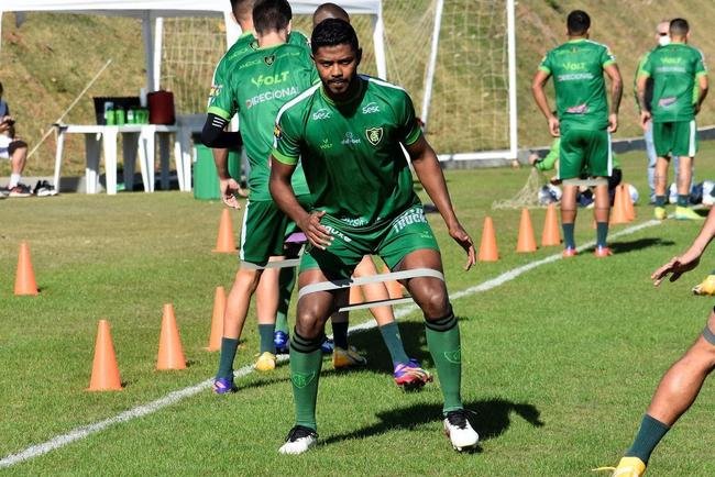 Mancini comandou primeiras atividades no Coelho nesta semana