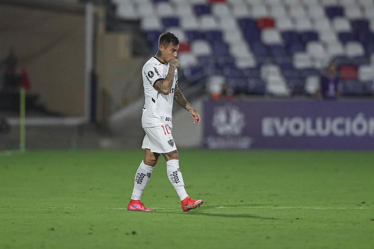 Eduardo Vargas, do Atlético (Chile)