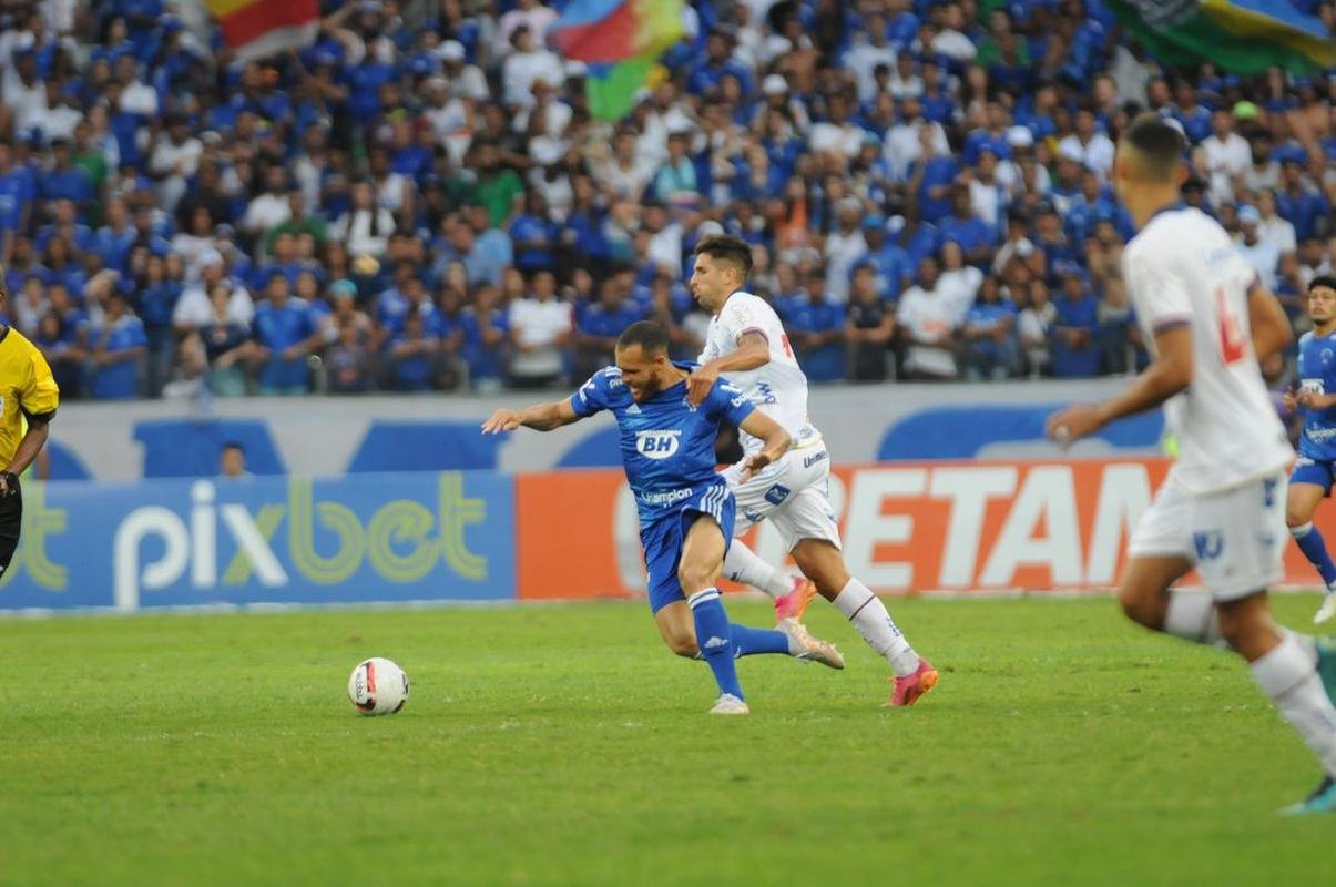 Fotos da partida entre Cruzeiro e Bahia, no Mineir�o, pela 20� rodada da S�rie B do Brasileiro