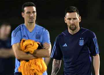 Time de Messi e Scaloni enfrenta às 16h deste sábado os australianos, que surpreenderam e avançaram com a segunda posição no Grupo D 