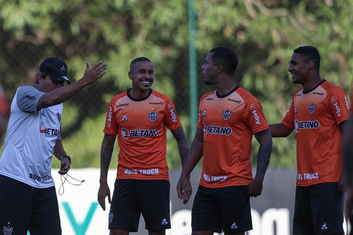 Com novo uniforme de treino, Atlético fechou nesta sexta-feira sua preparação para enfrentar o Athletic, às 19h deste sábado, no Independência, pela 11ª rodada do Campeonato Mineiro