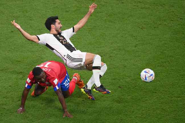 Alemanha vence Costa Rica em partida de muitos gols na abertura da Copa 2006  - Wikinotícias