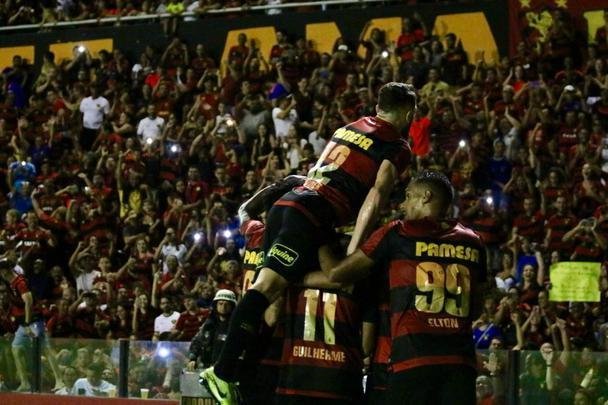 Em campo, Sport e Criciúma se enfrentam pela 34ª rodada da Série B