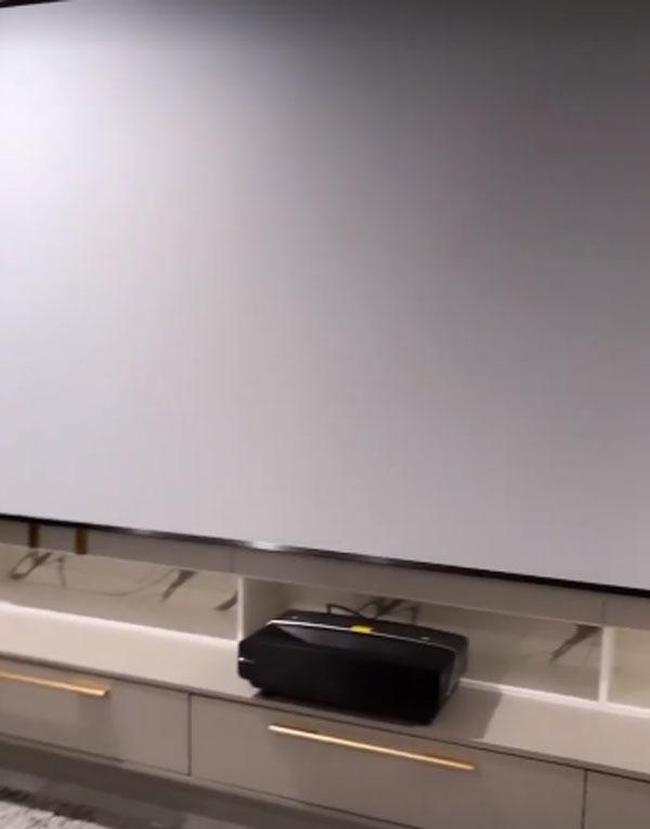 Hulk, do Atltico, apresenta sua nova cobertura em Miami no condomnio Paramount Miami Worldcenter