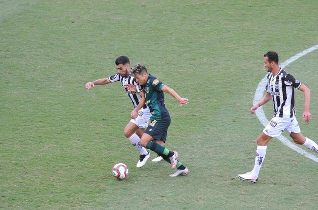 Fotos do jogo de ida da final do Campeonato Mineiro, entre Amrica e Atltico, no Independncia, em Belo Horizonte